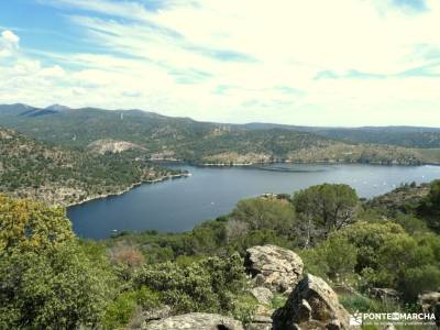 Miradores del Embalse de San Juan_Cerro San Esteban; equipamiento para montaña viaje navidades viaje